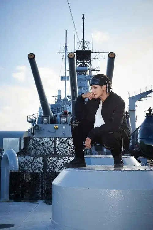 罗志祥新歌网络话题量破2亿 跨年湖南卫视开唱