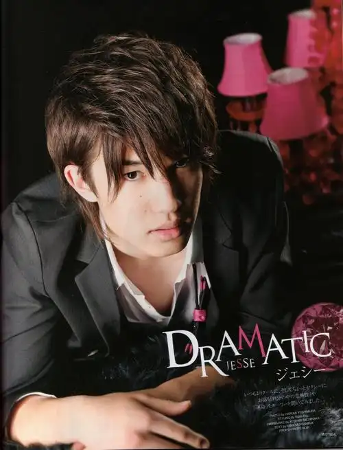 p>杰西(jesse),本名路易斯.