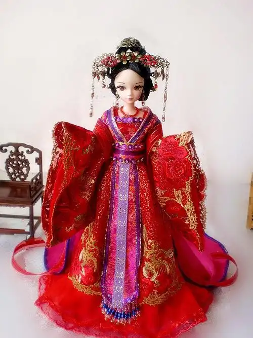 【图】瑷鹂古装芭比娃娃长孙皇后系列,关节体带睫毛,售后展示@温柔一