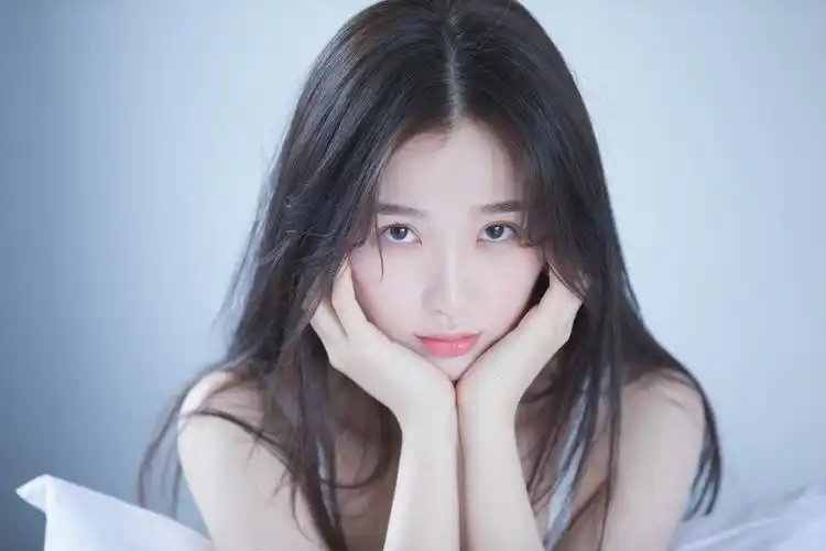 美图赏析秀色可餐的30张4k高清无水印美女壁纸四