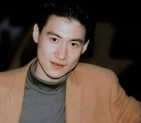 香港乐坛十大殿堂级男歌手,陈百强垫底黄家驹第九,张学友第五!