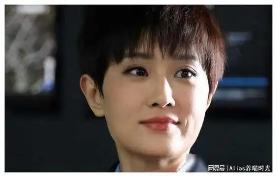 潘粤明和尹姝贻同框被拍相识8年感情稳定破除跟董洁复婚传闻