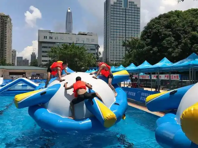 旋转陀螺▲水上投篮项目▲志勇大闯关▲泰然的伙伴英姿飒爽本次辕动