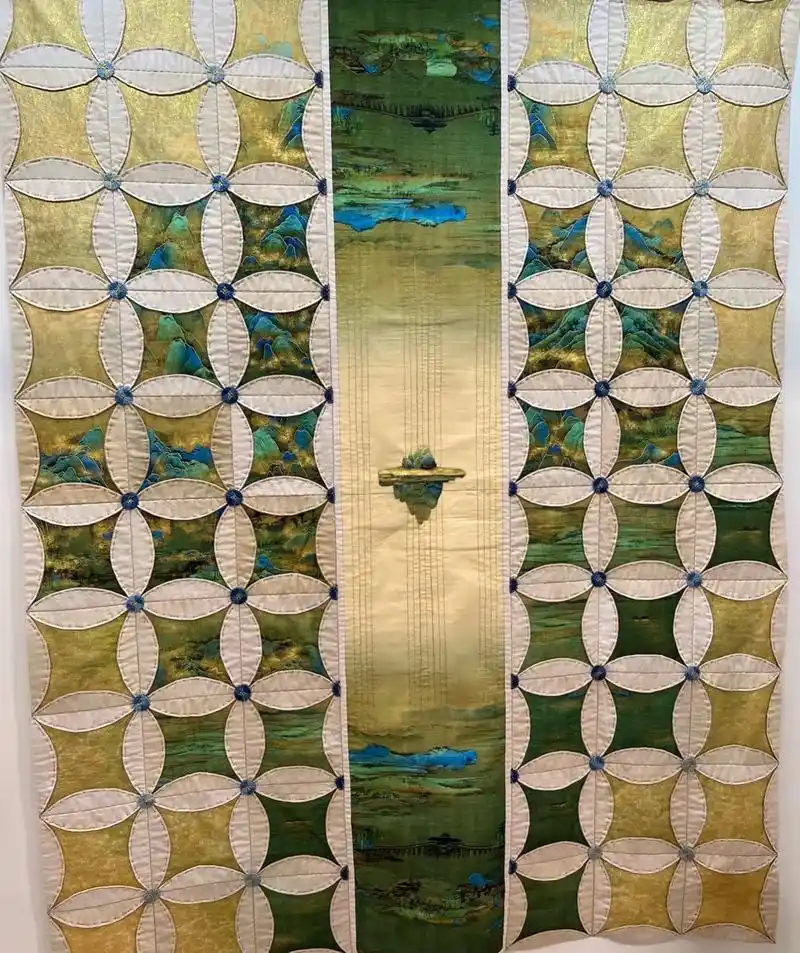 上海拼布展上那些拼布大神们的作品(二)#好工艺可以打动人 # - 抖音