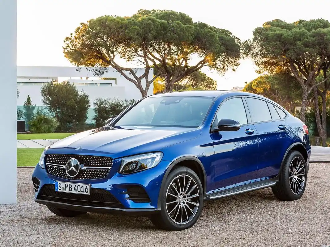 奔驰glc系列汽车图片桌面壁纸高清大图预览1600x1200_汽车壁纸下载_美